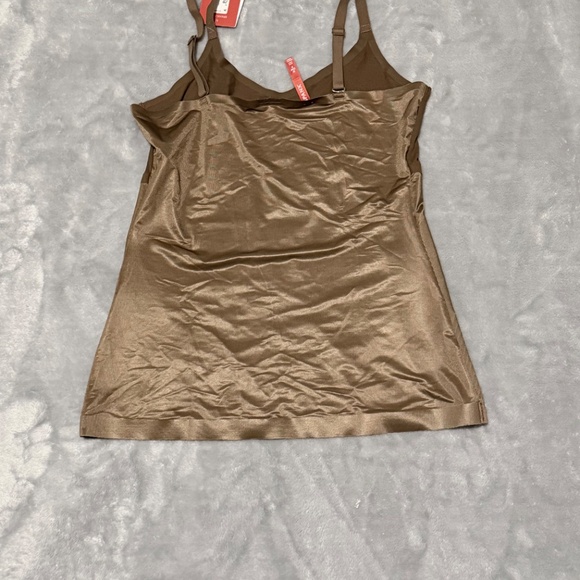 SPANXshape™ Invisible Cami - Picture 3 of 5